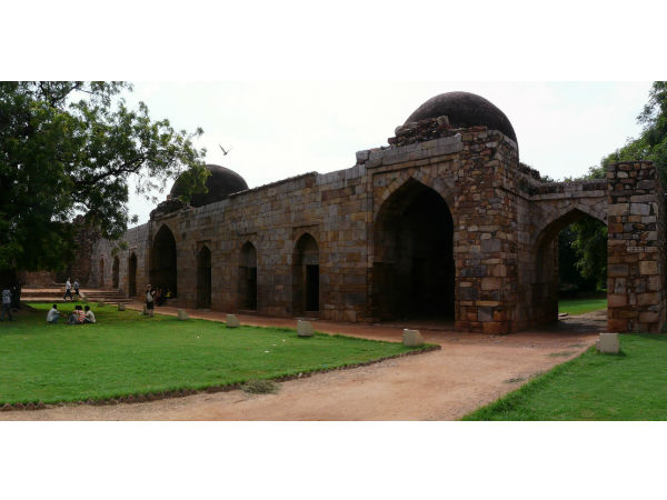 अलाउद्दीन खिलजी का मकबरा