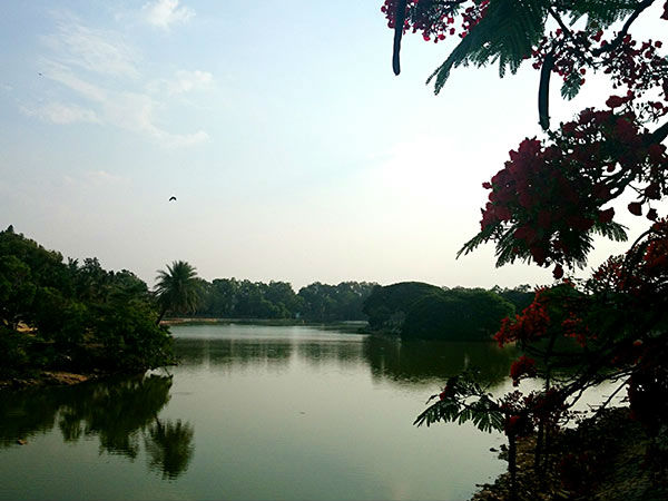 लालबाग झील