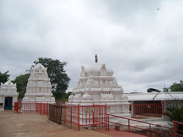 गुप्त तहखानों वाला मंदिर
