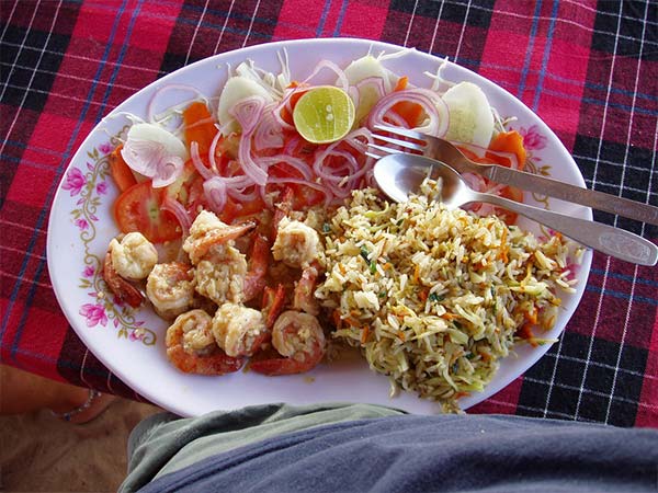 3- समुद्री तटो के साथ पणजी