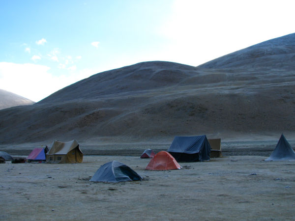 सस्ता रहना और खाना