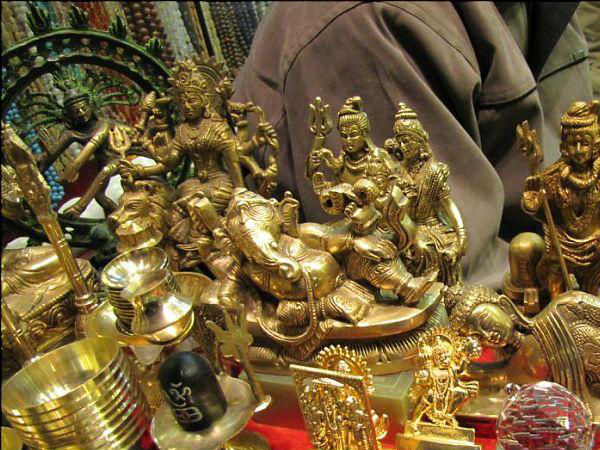 400 से अधिक कारीगर