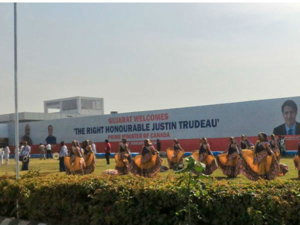 गुजरात ने अनोखे अंदाज में किया स्वागत