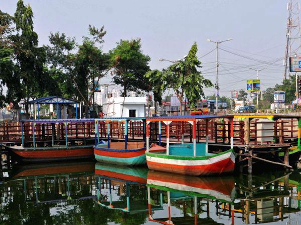फ्लोटिंग मार्केट