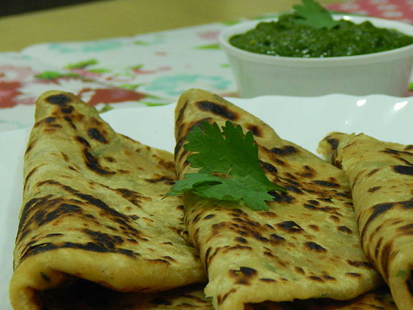 कीमा परांठा,आलू परांठा ,भरवां परांठा