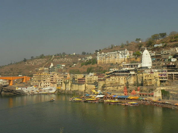 ओमकारेश्वर मंदिर