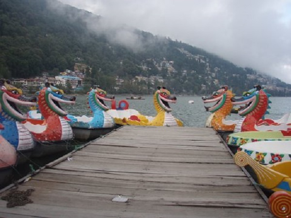 निजी वाहनों के साथ सतर्कता