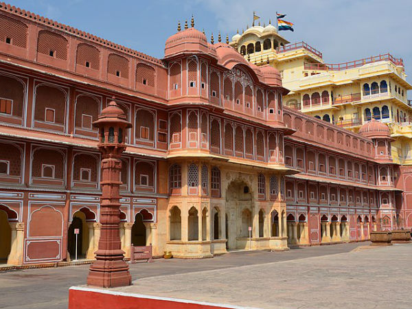 जयपुर पैलेस