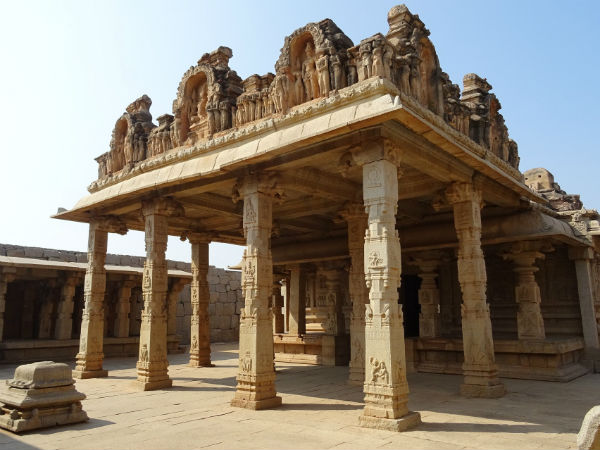 मंदिर घूमे