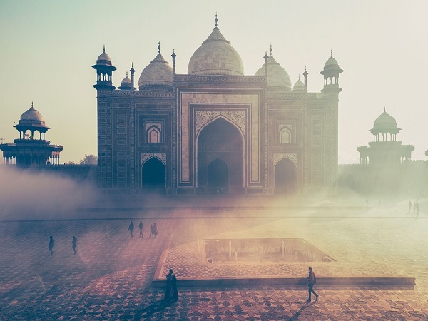 ऐतिहासिक पृष्ठभूमि