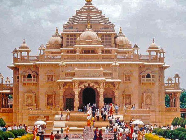 प्राचीन मंदिर