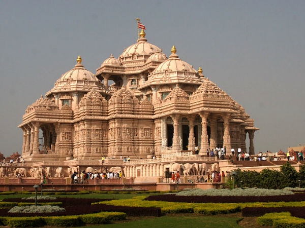 खूबसूरत मंदिर