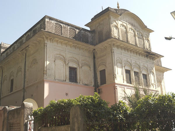 आइये जानते हैं अरकी किले का इतिहास
