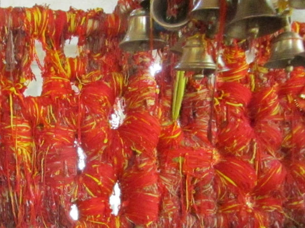नवरात्री में उमड़ता है भक्तों का सैलाब
