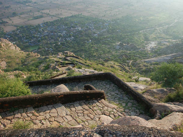 धोसी पहाड़ी किला