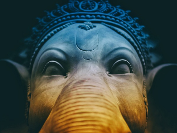 धार्मिक मान्यता और कैसे करें प्रवेश