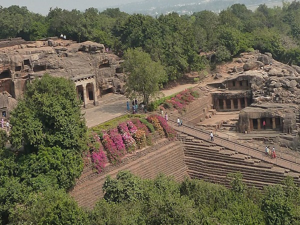 उदयगिरि और खंडगिरि की गुफाएं