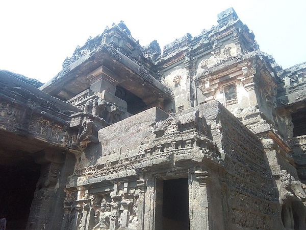 एलोरा की गुफाएं