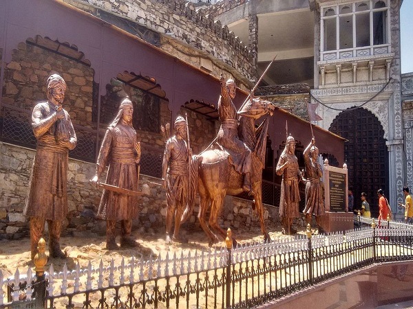 रक्त तलाई