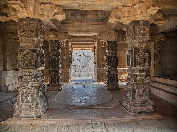 हजार राम मंदिर