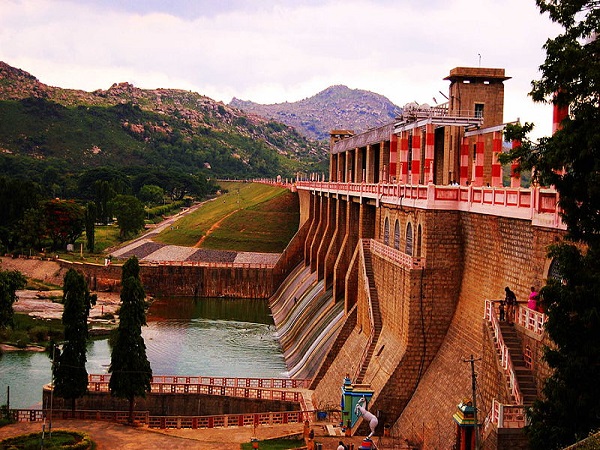 कृष्णगिरी बांध परियोजना