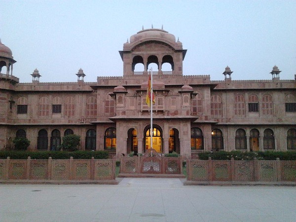 लालगढ़ महल