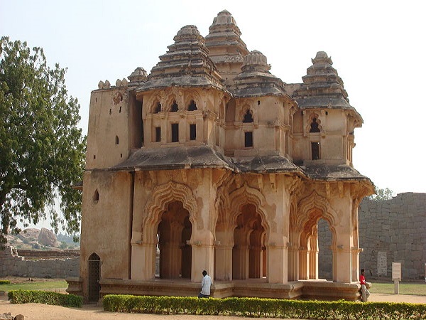 लोटस महल