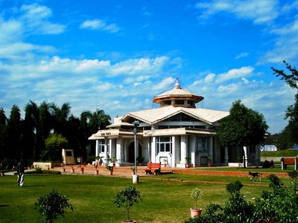 मनसा देवी का मंदिर