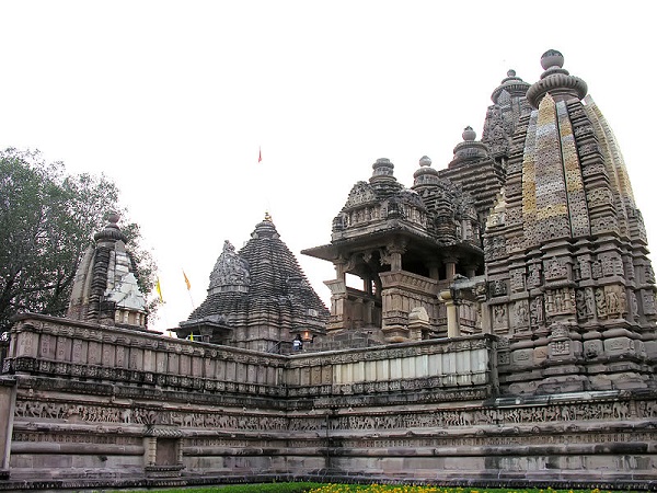 मतंगेश्वर मंदिर