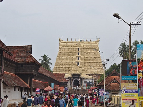 पद्मनाभस्वामी मंदिर