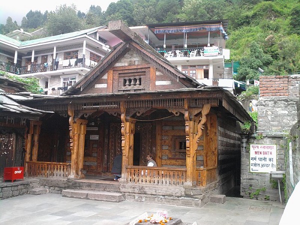आसपास के आकर्षण - वशिष्ठ मंदिर