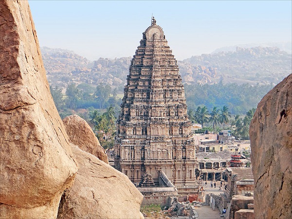 विरुपाक्ष मंदिर