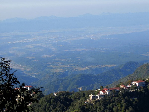 लण्ढोर लैंग्वेज स्कूल