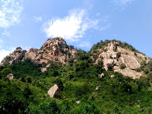 गाडिया पर्वत