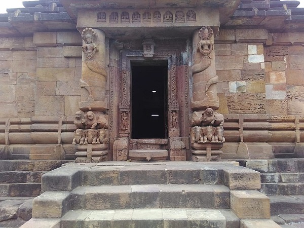वास्तुकला और धार्मिक महत्व