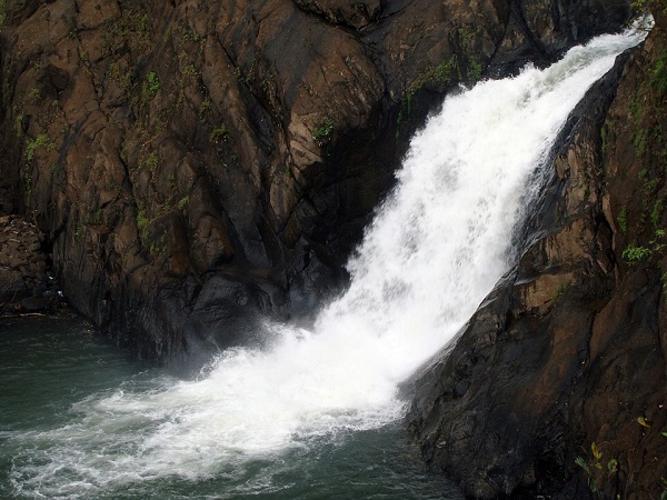 सिर्की जलप्रपात