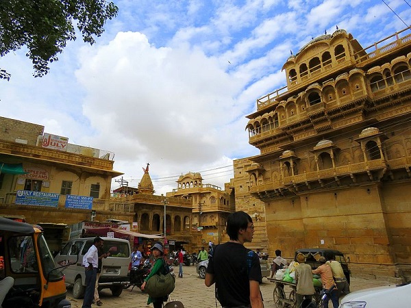 लक्ष्मीनाथ मंदिर