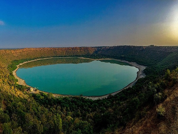 लोनार