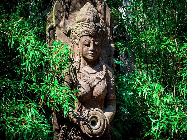 अद्भुत मंदिरों की भूमि