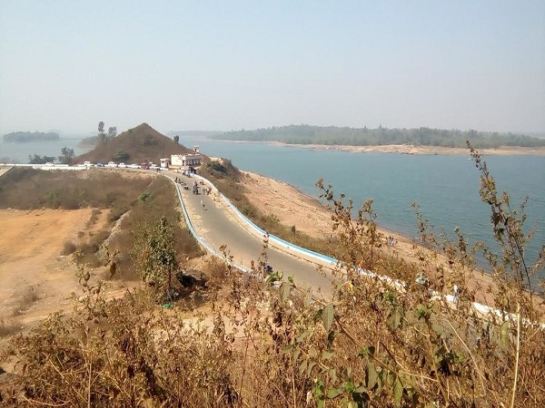 मुकुटमणिपुर के बारे में