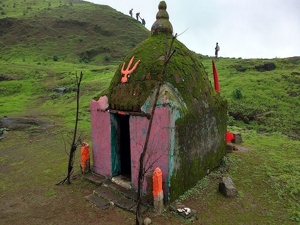 क्यों आएं त्रिंगलवाडी ?