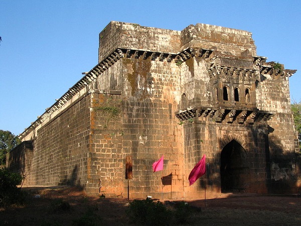क्यों आएं पन्हाला