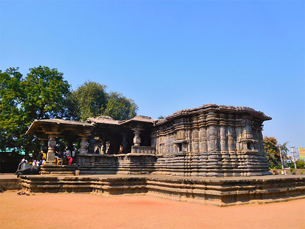 रुद्रेश्वर स्वामी मंदिर
