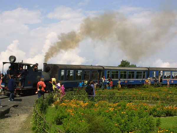 कैसे जाएं टाइगर हिल