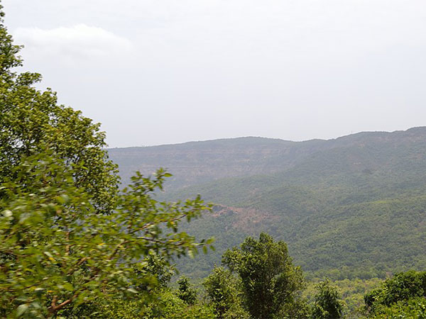 अंबोली हिल स्टेशन
