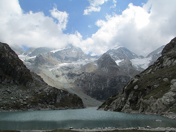 तुलिअन झील