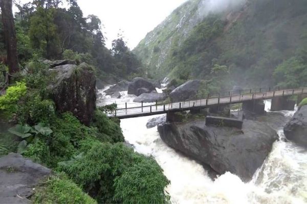 attukad waterfall attukad waterfall