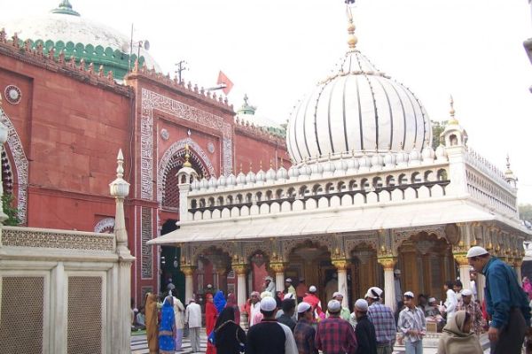 nizamuddin dargah nizamuddin dargah