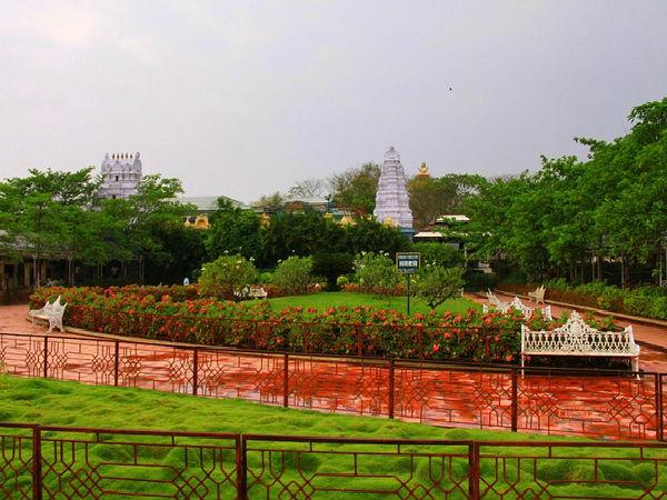 सरस्वती मंदिर