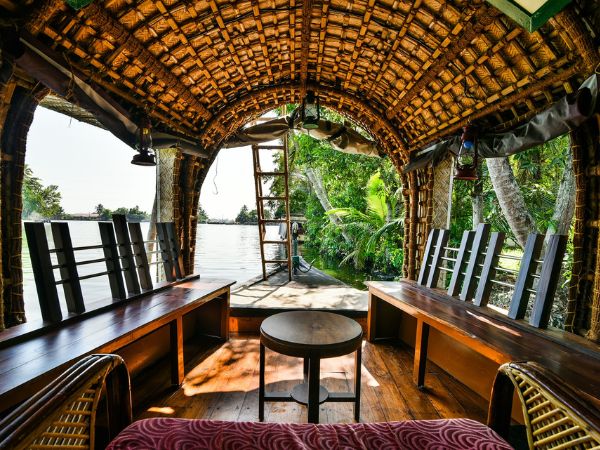 houseboat houseboat